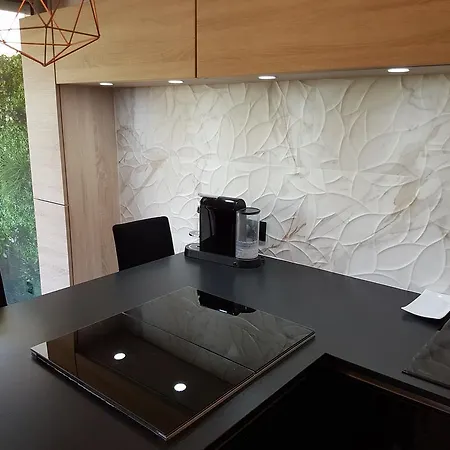 3 Chambres Appartement *
